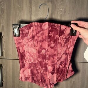 Windsor Floral Burgundy Crop Top